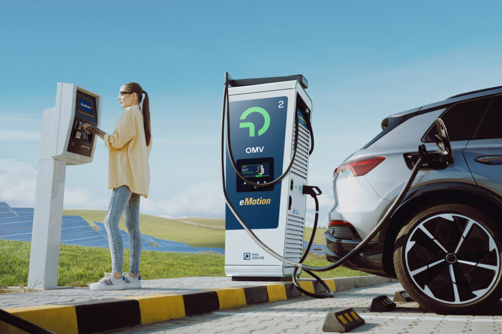 OMV eMOTION ȘI RENOVATIO E-CHARGE: CEL MAI MARE ECOSISTEM DE MOBILITATE ELECTRICĂ ÎN ROMÂNIA