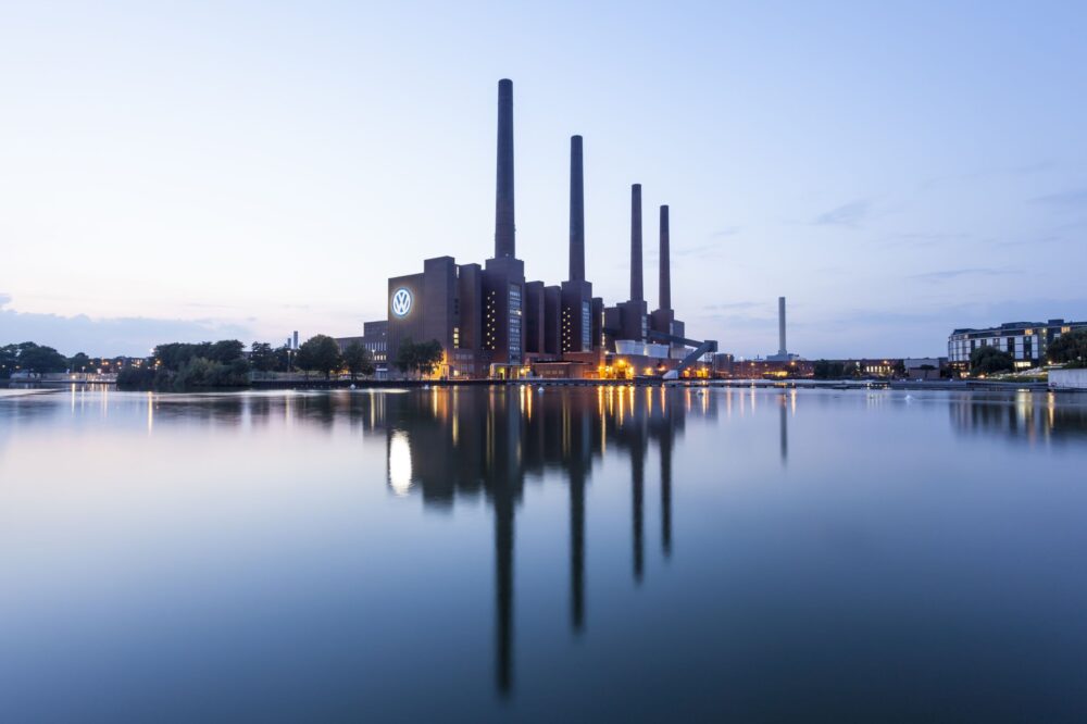 Acasă la Volkswagen: vizită în uzina din Wolfsburg